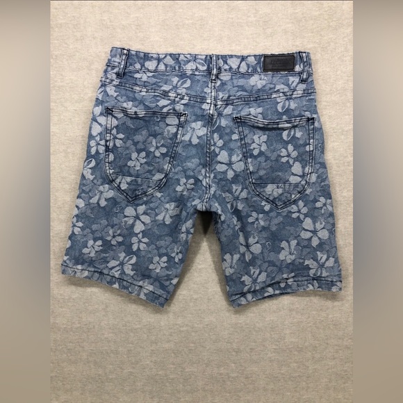 Selected Regular Fit Mid Rise Denim Jean Shorts Women Size 30W Blue Floral - Picture 5 of 8
